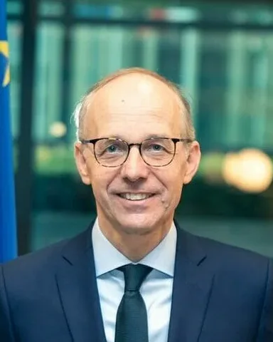 Luc Frieden